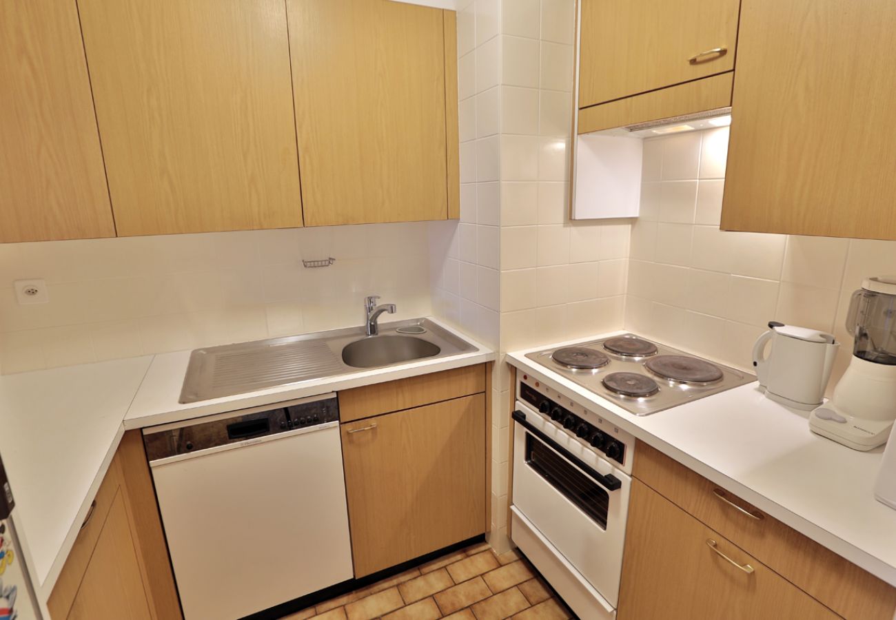 Ferienwohnung in Verbier - Mondzeu A249** Ferienwohnung in Verbier - Mondzeu A249**