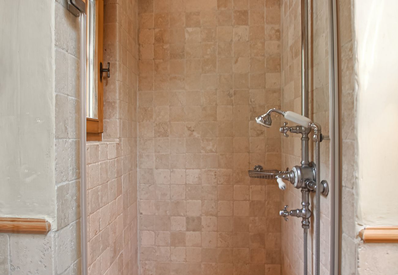 Chalet Ibex - Dusche im ersten Stock Dusche