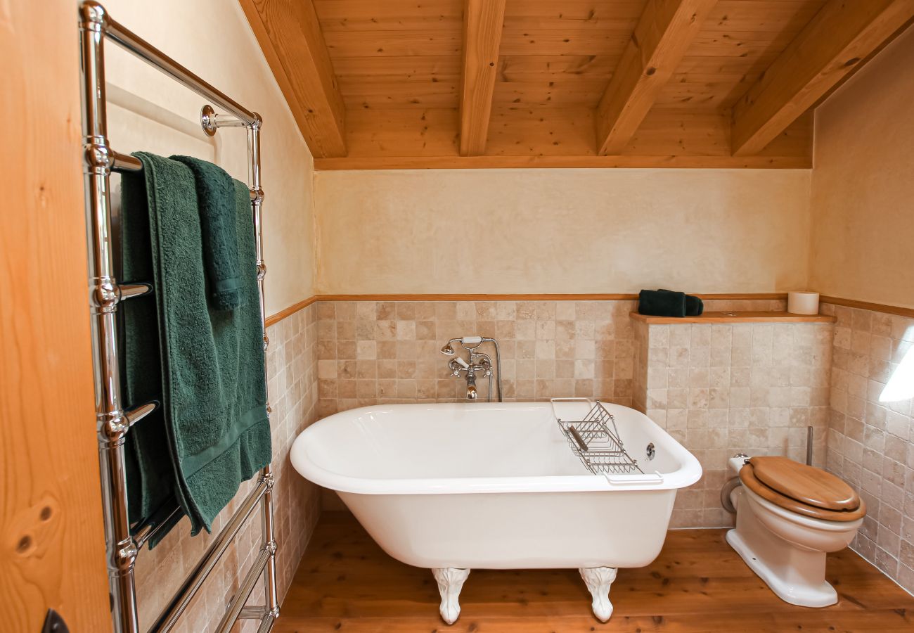 Chalet Ibex - Badezimmer im ersten Stock Bad