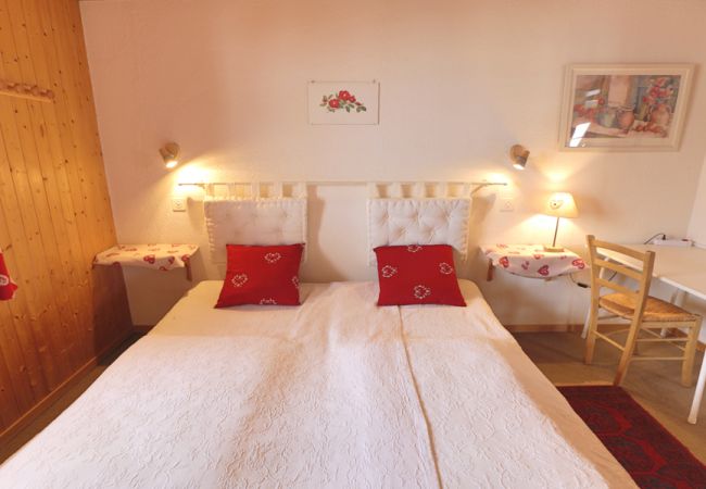 Apartment in Verbier - Pin Arole 2** Apartment in Verbier - Pin Arole 2**